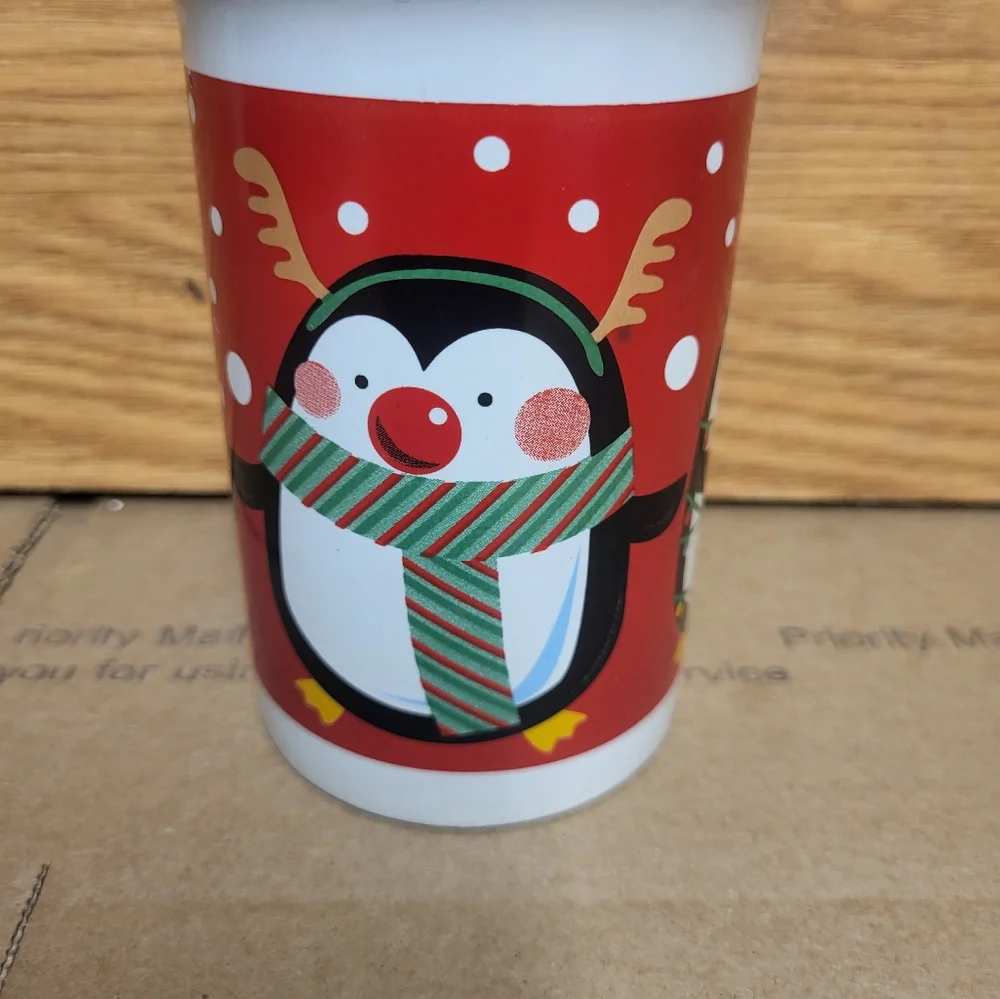 Vintage Christmas Mug - Picture 3 of 6